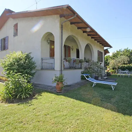 Casa Pero * Montignoso