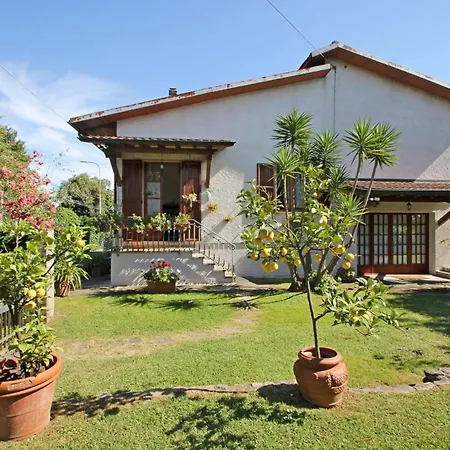 Casa Pero * Montignoso